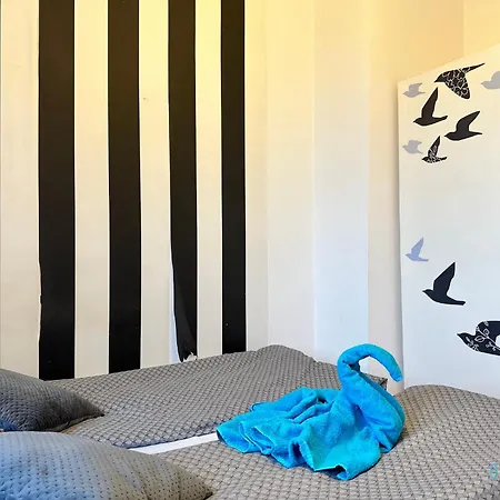 בית אירוח Swan -15 Minutes To Old Town & Seaside *